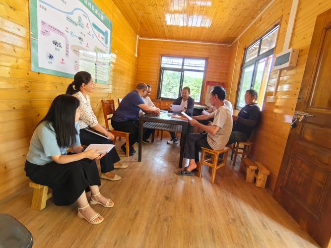 联署 联署：众人在同一文件签名表达共同意愿的行为及深远意义