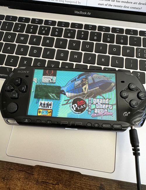 多玩 psp 多玩PSP乐趣多，游戏多样能解闷，还能加强朋友交流？