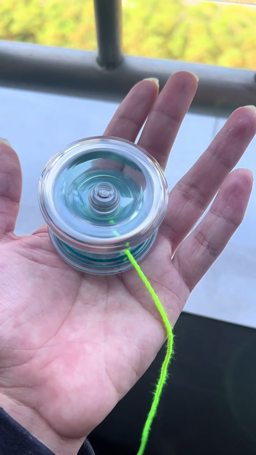 悠悠球寒冰现在还能玩吗_悠悠球寒冰好吗_寒冰悠悠球开箱视频
