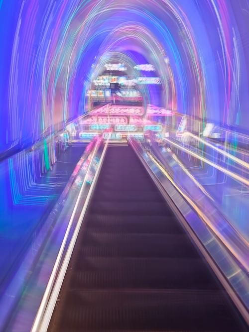 时空门图片_时空之门在哪_时空门后二十年完整版