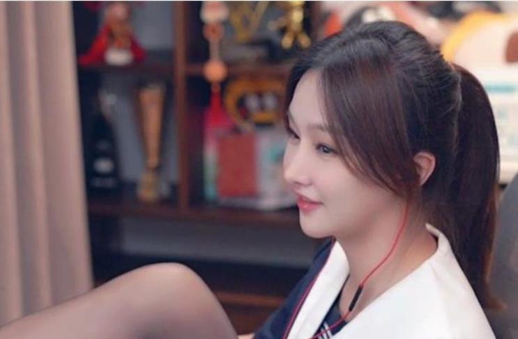 lol小智解说视频第一视角_英雄联盟解说小智_小智lol解说