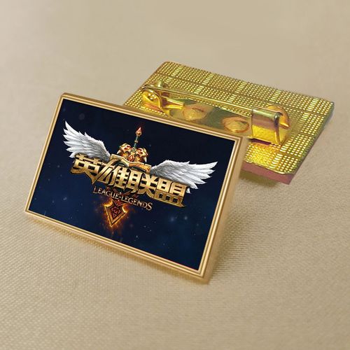 边框金色主题色4怎么设置_边框金色绿色表盘_lol金色边框