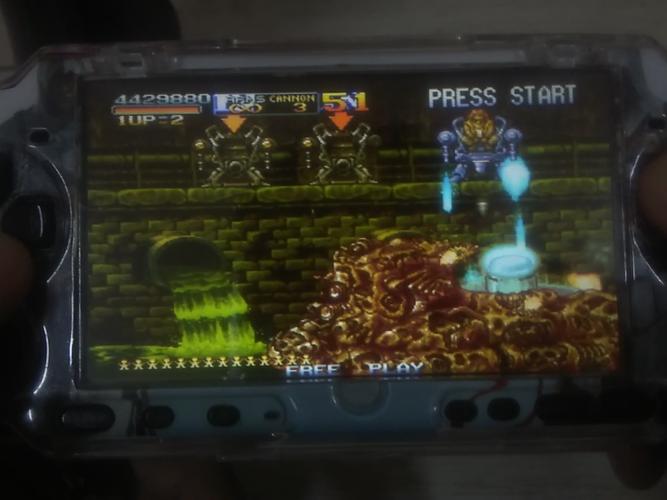 PSP 版合金弹头魅力独特，带你领略经典二维横版射击乐趣
